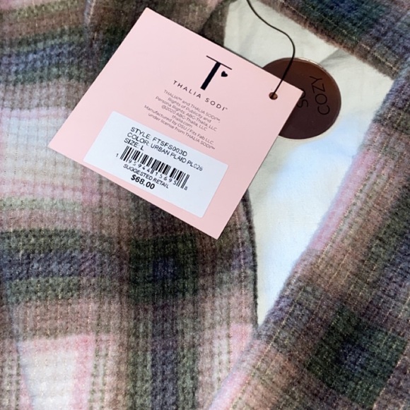 Thalia Sodi - Plaid loungewear set top and pants - Picture 8 of 14